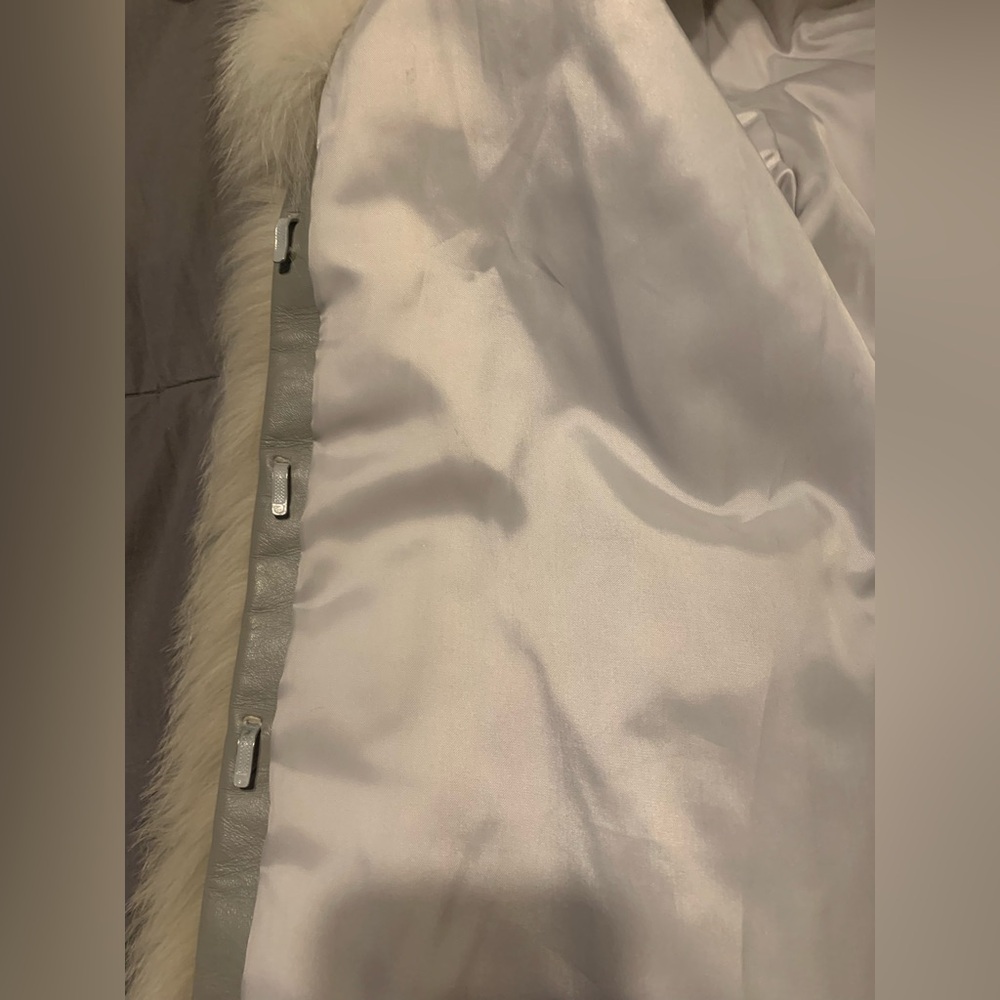 Saga Fox Fur Coat - Picture 12 of 13